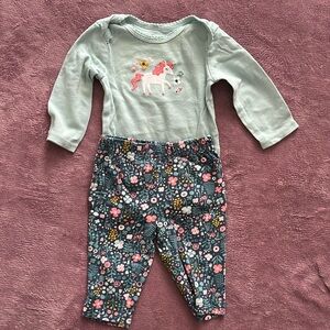 Baby Girl Carter’s Outfit Set